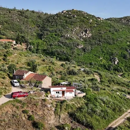 別荘 Farm - Quinta Da Povoa Ferro (Covilha)
